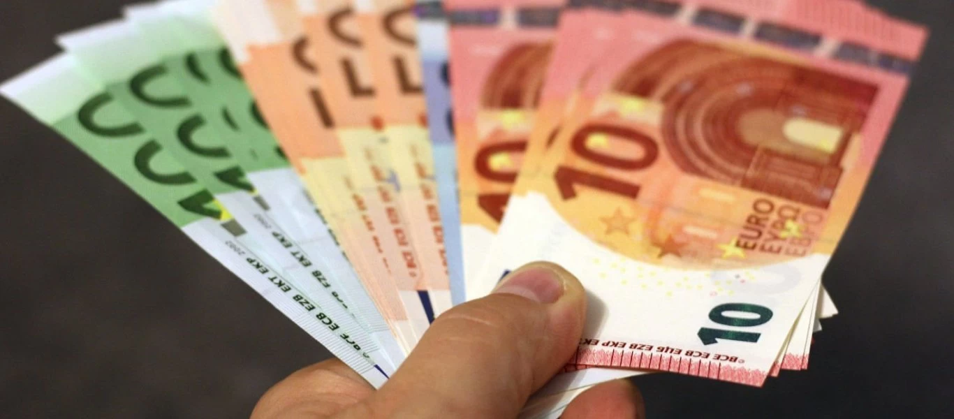 Προκαταβολή σύνταξης: Κλείνει προσωρινά σήμερα η πλατφόρμα για την υποβολή αιτήσεων - Πότε θα πληρωθείτε